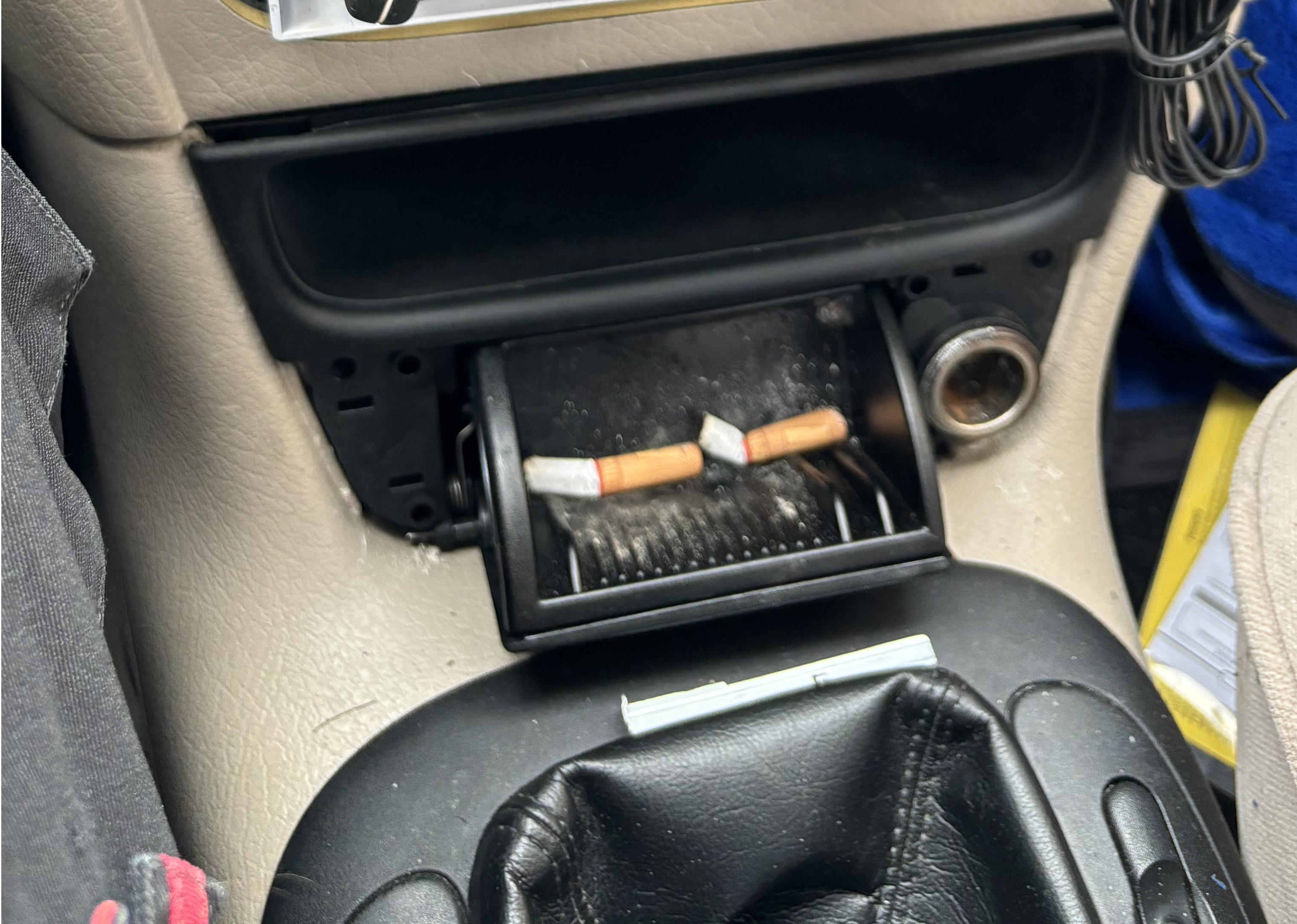 Aschenbecher DIN1 Fach